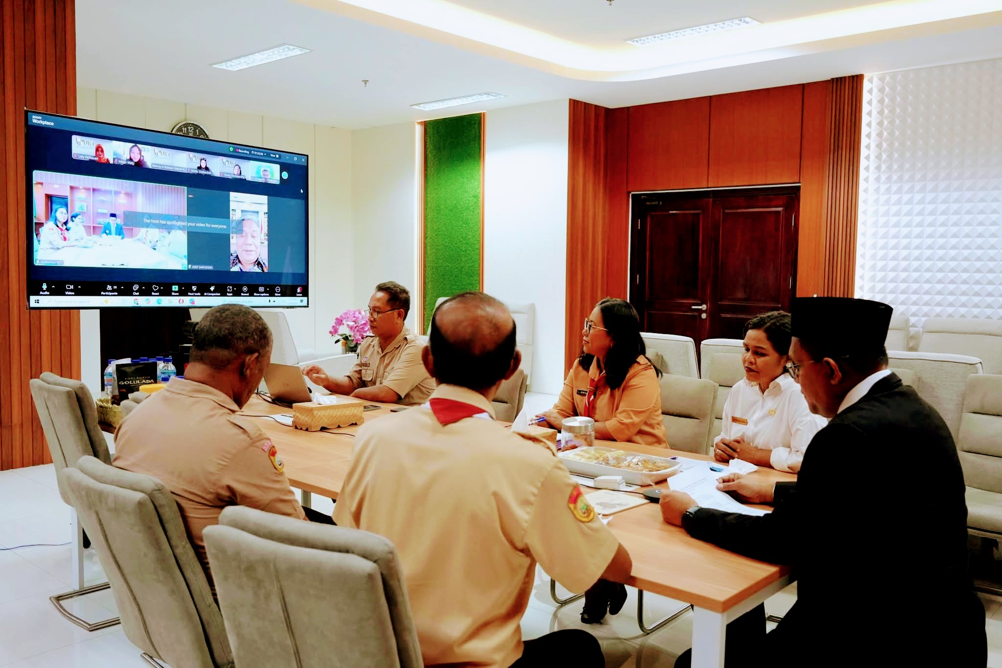 Gubernur NTT Bertemu Rektor UICI Secara Virtual