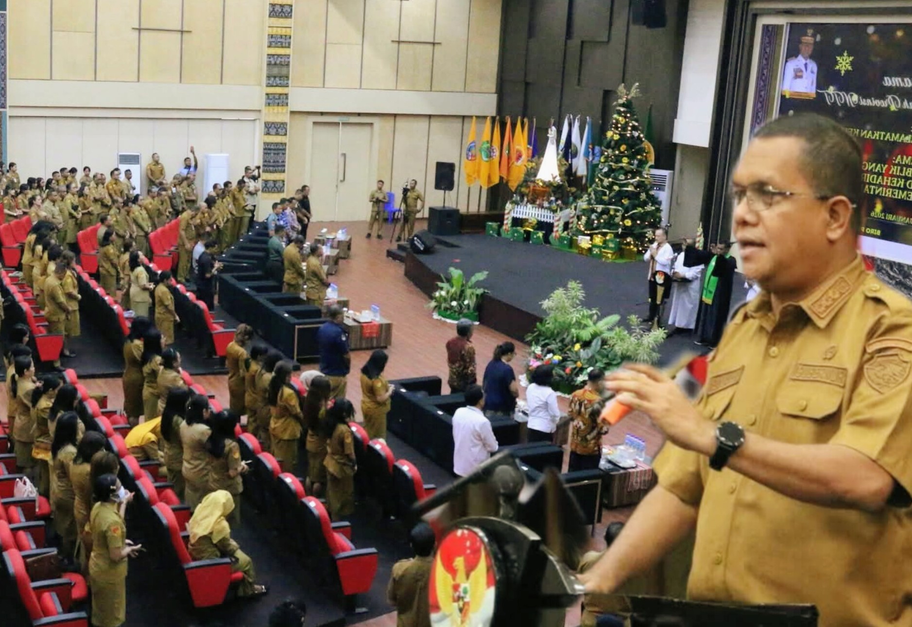 Gubernur Melki Laka Lena: Natal ASN