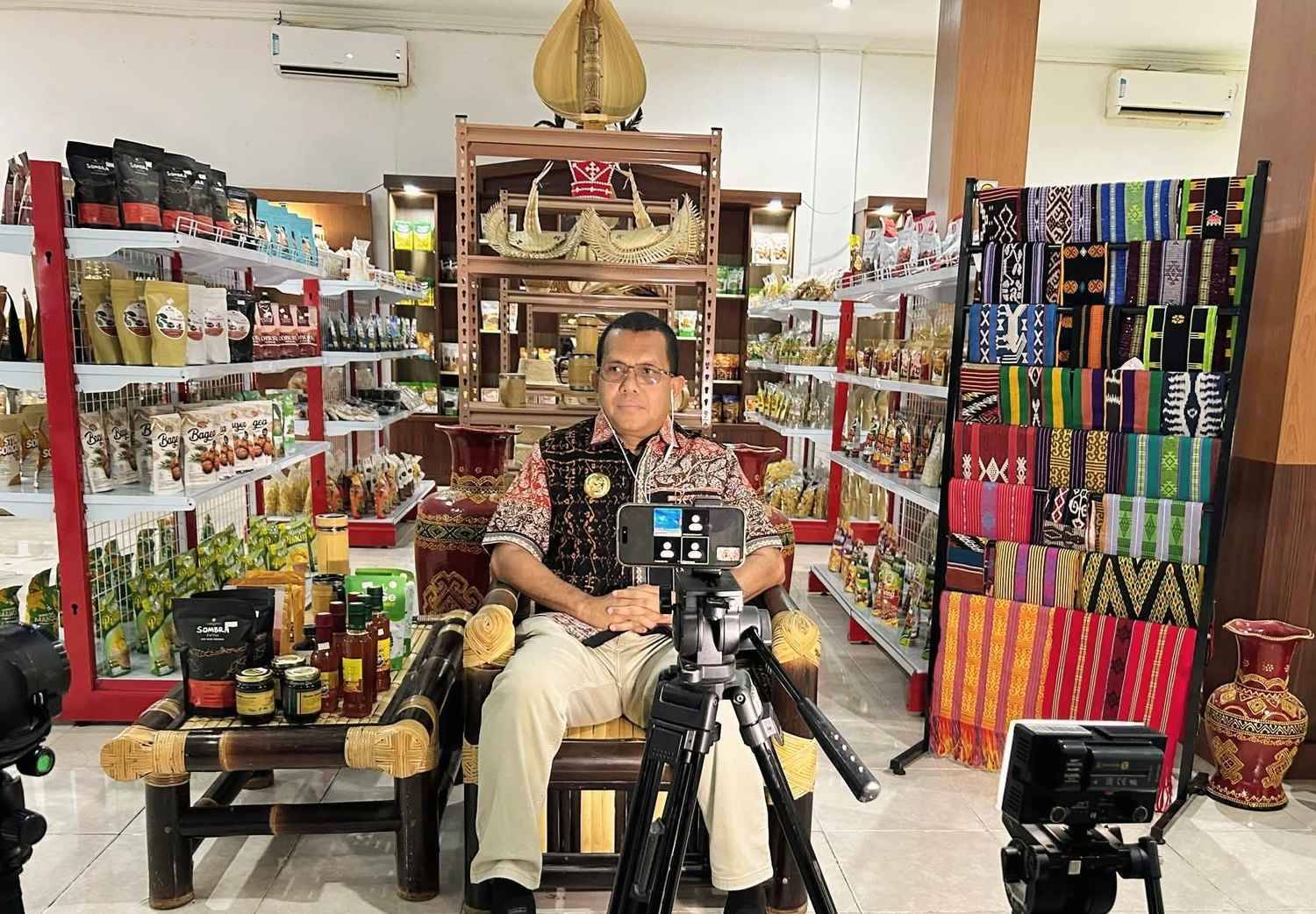 Gubernur Melki Pamer NTT Mart di Kompas TV: Produk Lokal Jadi Lebih Elegan!
