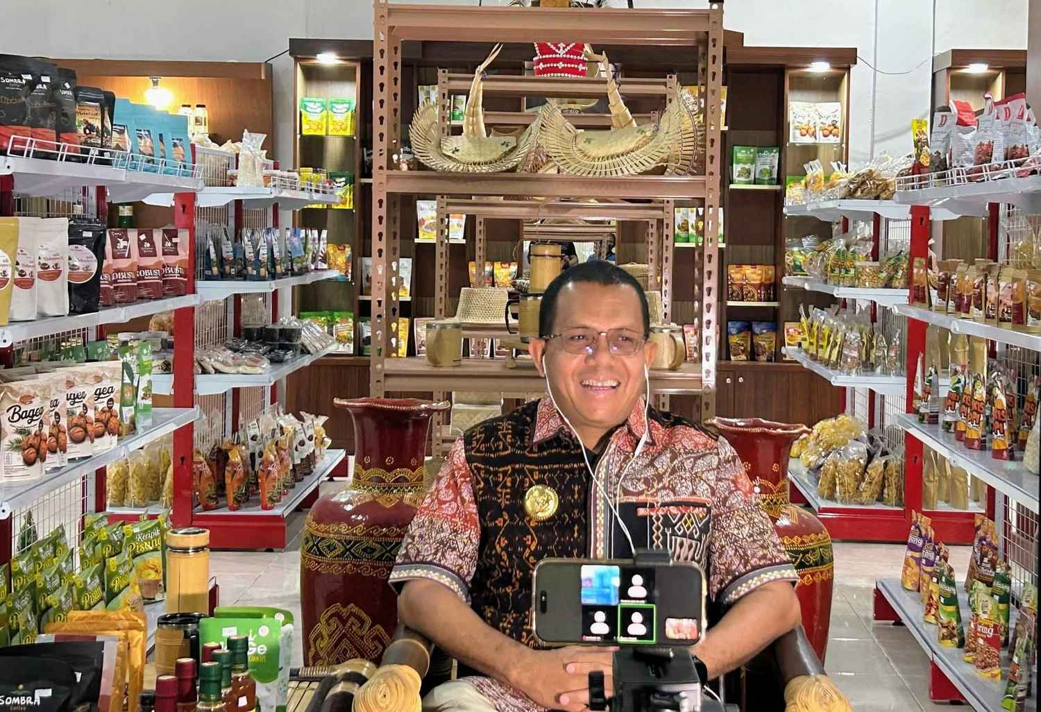 Mau Cari Oleh-oleh Khas NTT yang Berkelas? Gubernur Melki: Ke NTT Mart Saja!