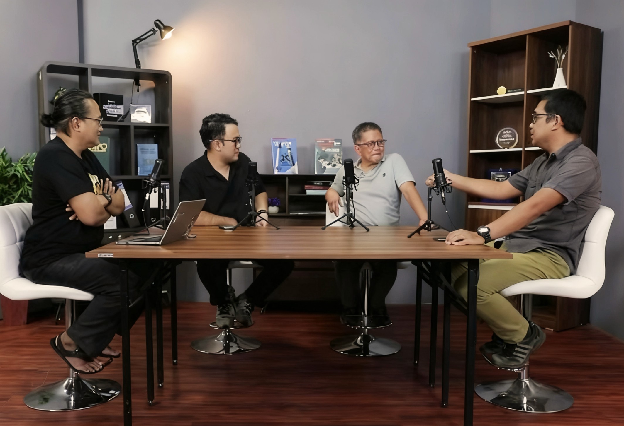 Rocky Gerung Soroti Integritas Kabinet Prabowo, Singgung Potensi Beban Pemerintahan