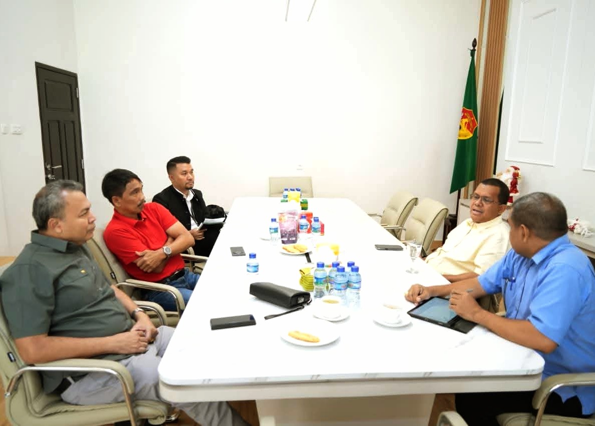 Gandeng PLN dan Undana, Pemprov NTT Pacu Transisi Energi demi Target 100 GW Prabowo