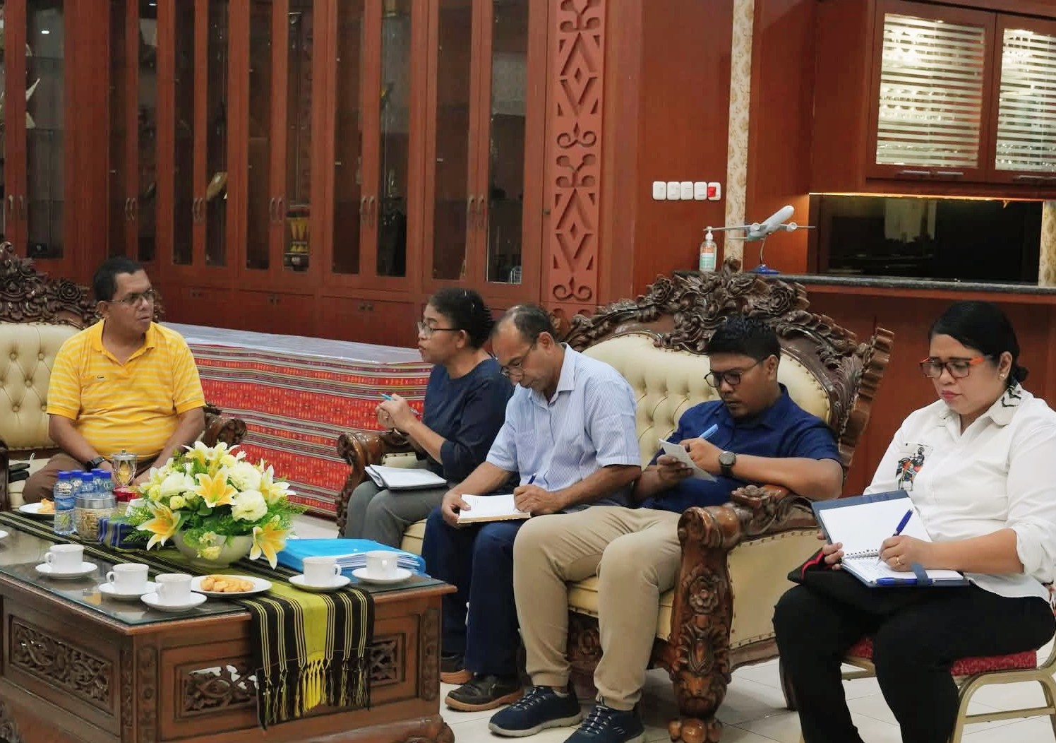 Evaluasi 5 Tim Percepatan Pembangunan, Melki Laka Lena Tekankan Akselerasi Program Prioritas