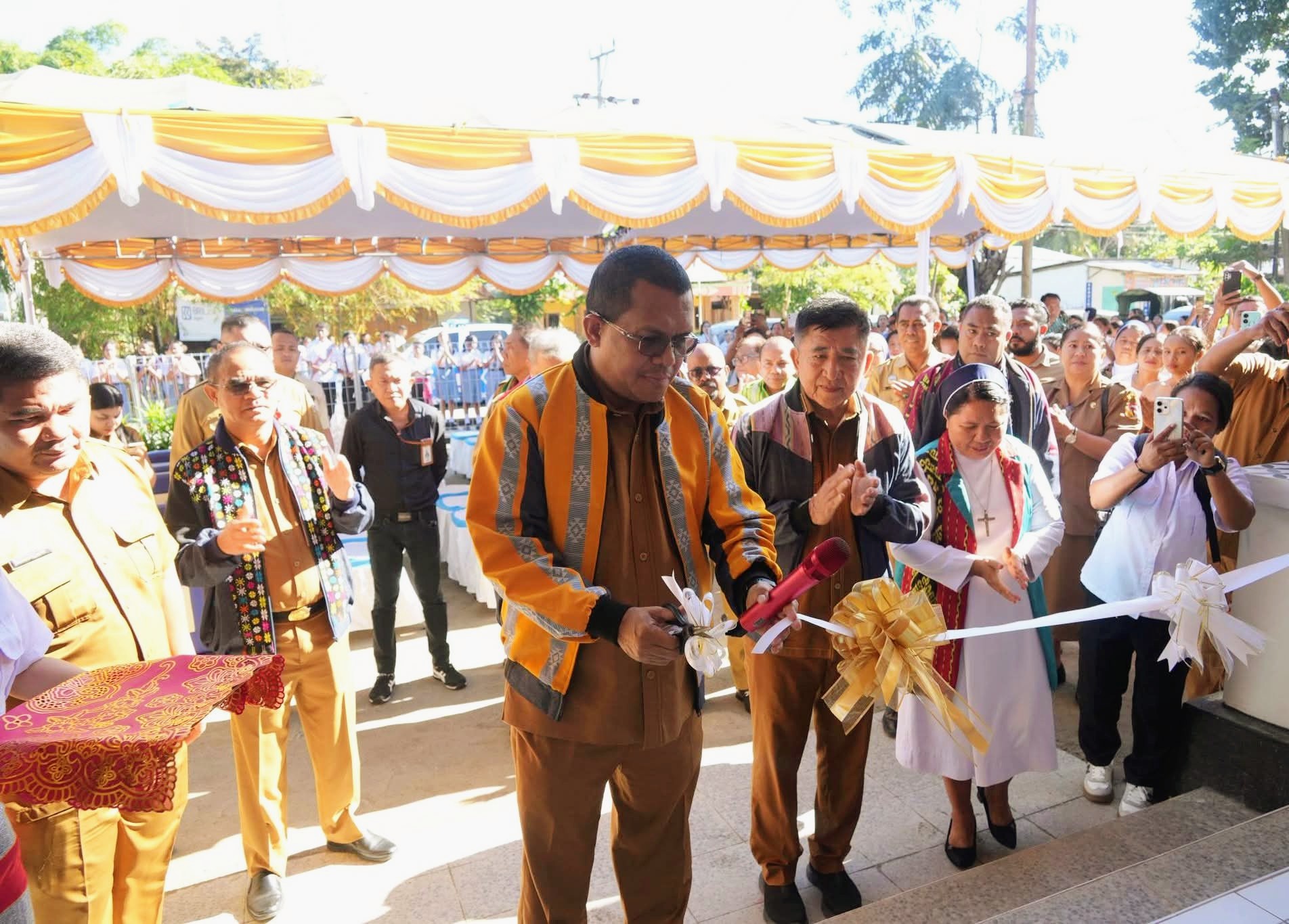 Diresmikan Melki Laka Lena, Dapur Flobamorata SMK Kusuma Jadi Proyek Percontohan Ekonomi Lokal