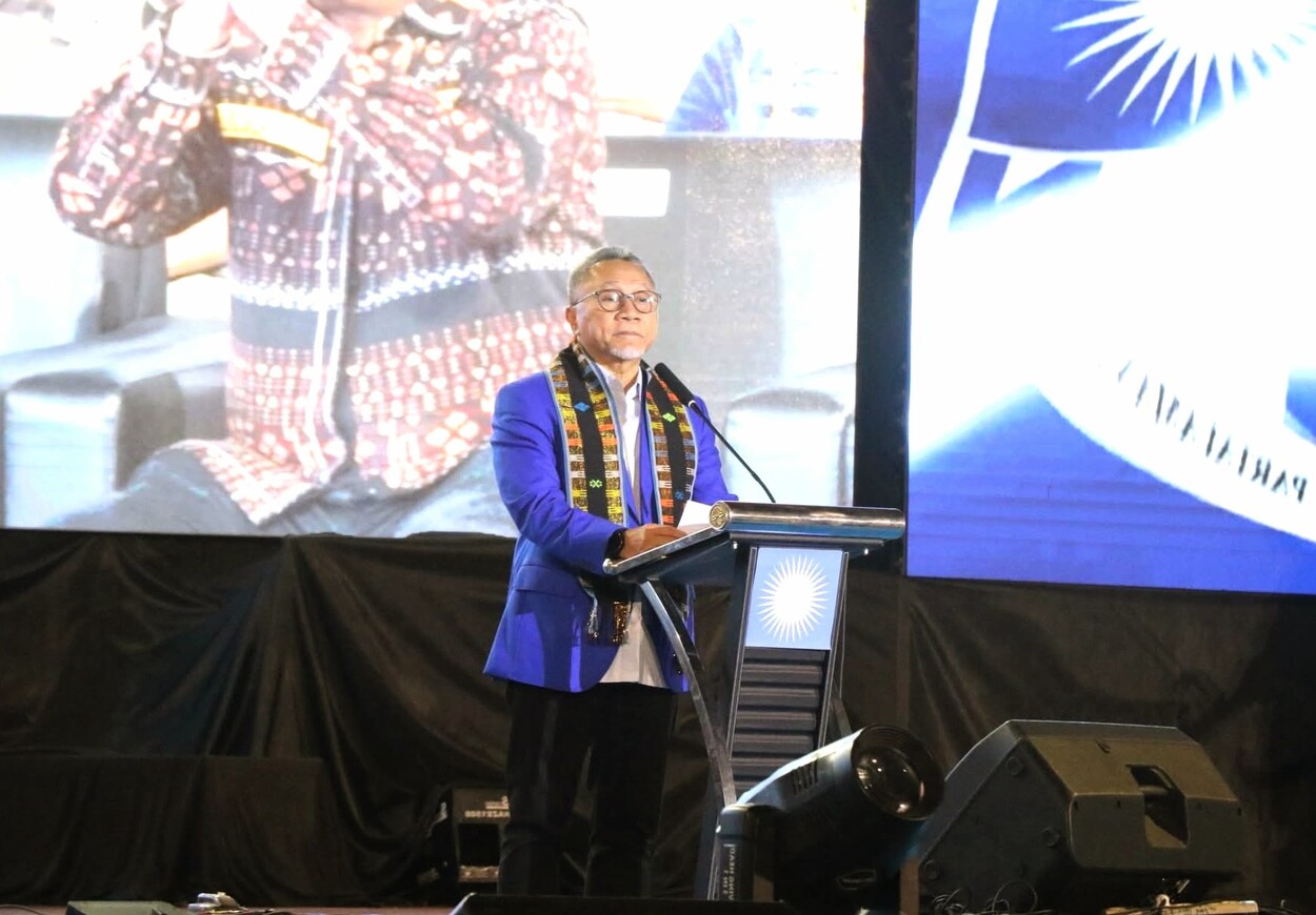 Filosofi Matahari PAN di Bumi Flobamora: Zulkifli Hasan Tegaskan Pengabdian Tanpa Sekat di NTT