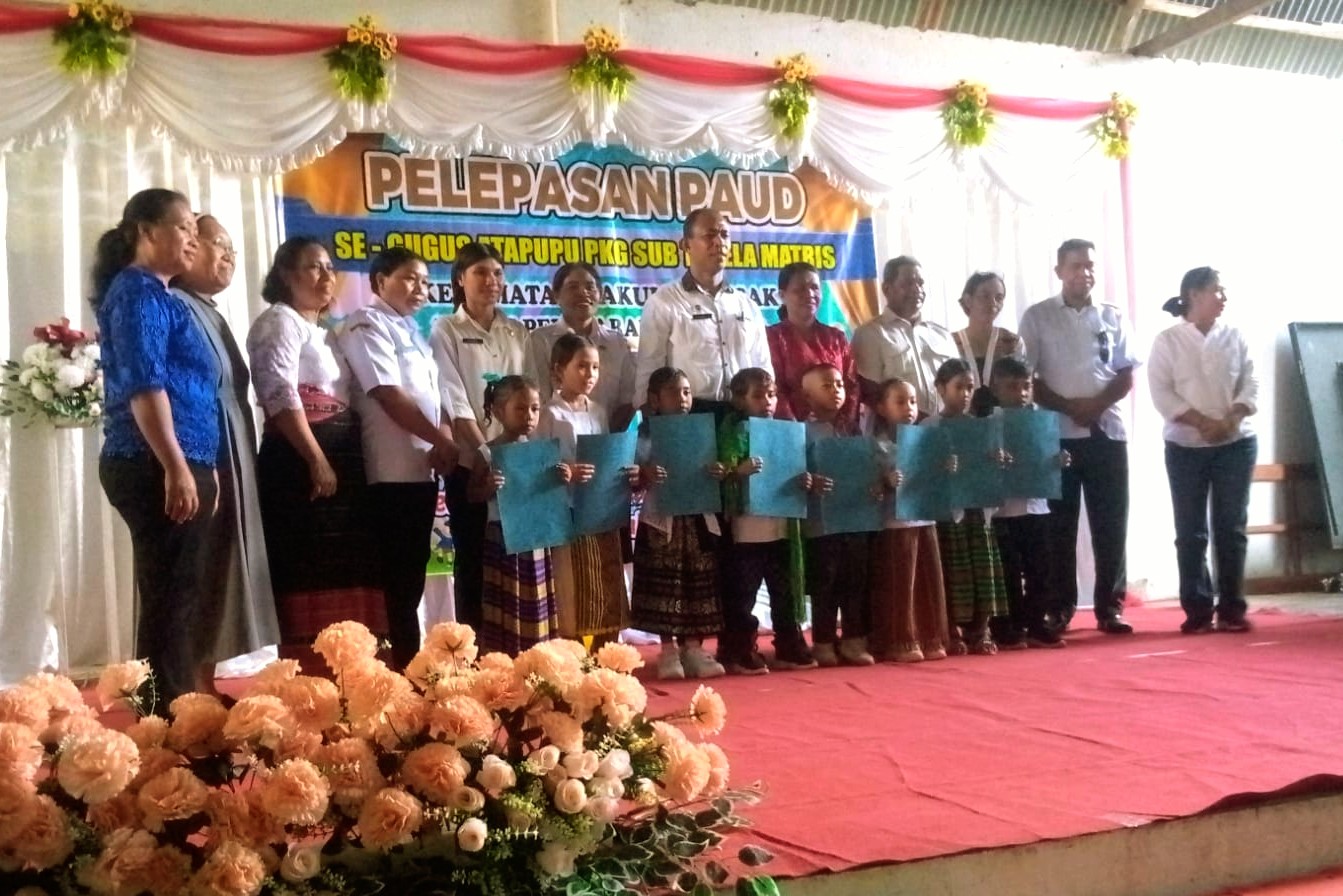 Empat PAUD di Kakuluk Mesak Gelar Wisuda Bersama, Guru Berharap Bunda PAUD Belu Hadir Tahun Depan