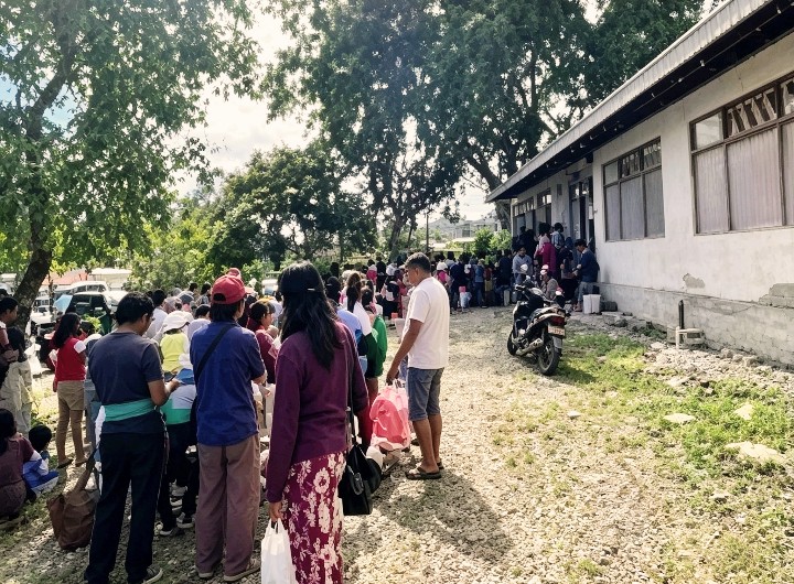 Atasi Kelangkaan, Pemkab Belu Gelar Operasi Pasar Minyak Tanah Murah