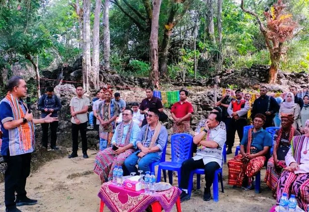 Gubernur Emanuel Melkiades Laka Lena Tetapkan Kampung Adat Matabesi Sebagai Desa Budaya Binaan NTT