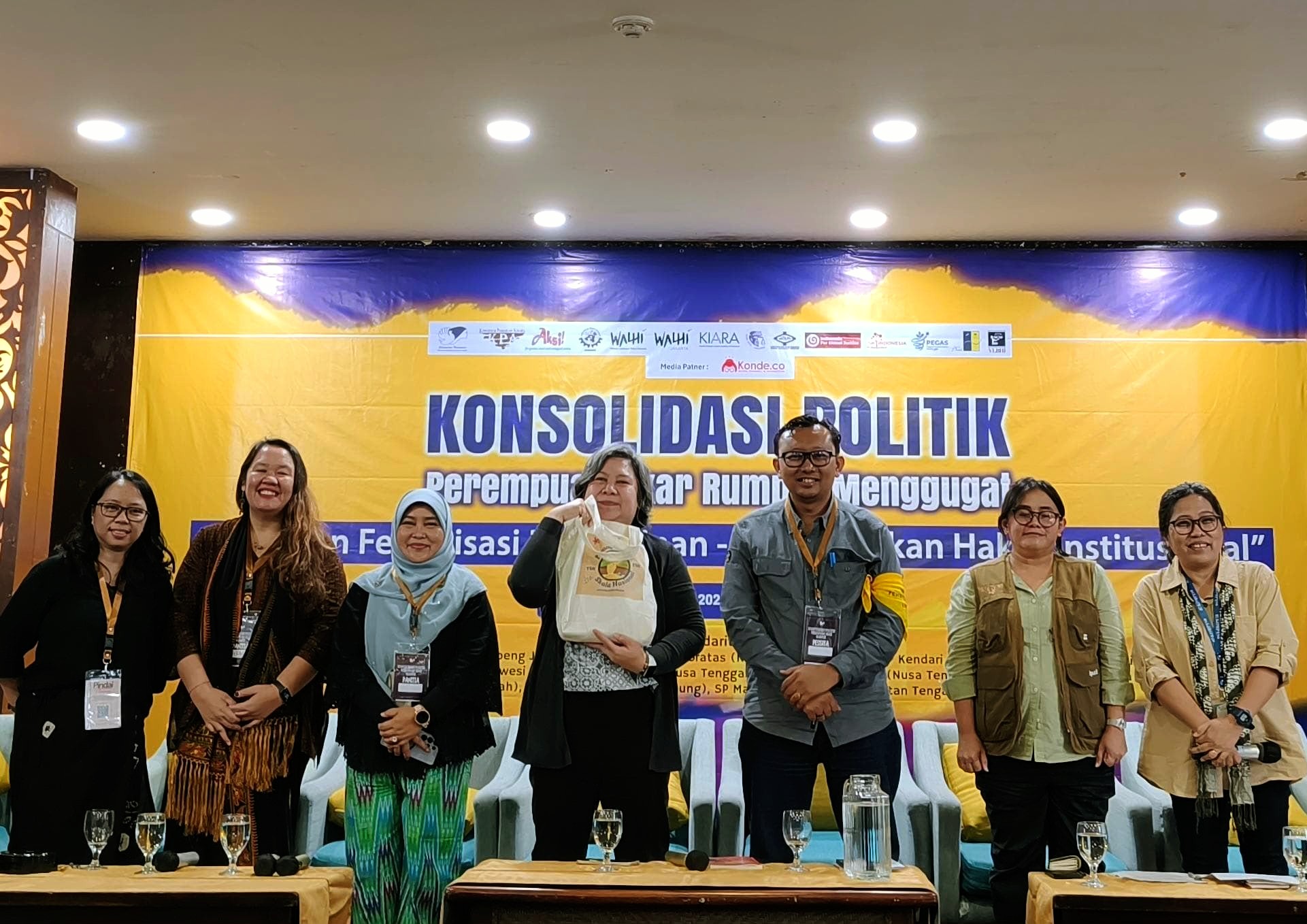 Belajar dari Geotermal Poco Leok, Perempuan Akar Rumput Tuntut Jaminan Hukum dari MK
